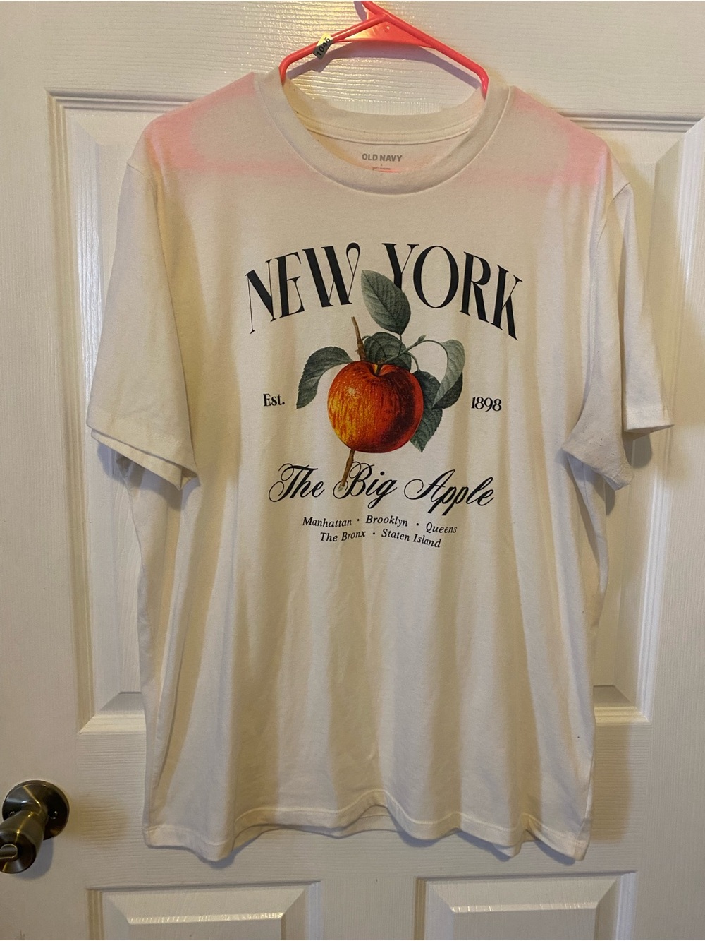 Old Navy White Men’s 'New York The Big Apple' Graphic Tee